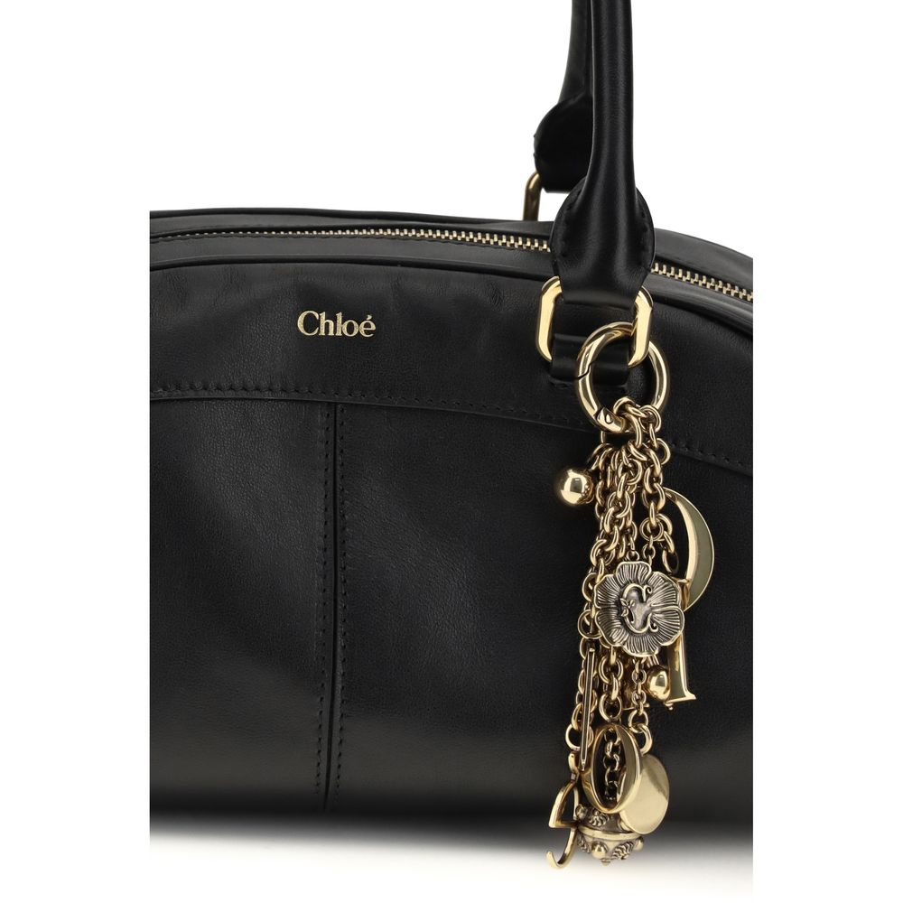 Sac à main en cuir noir