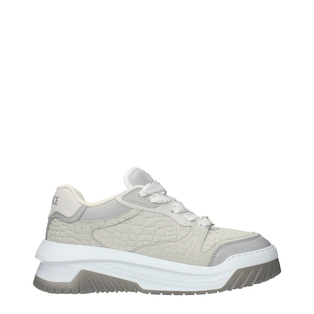 Baskets en cuir gris