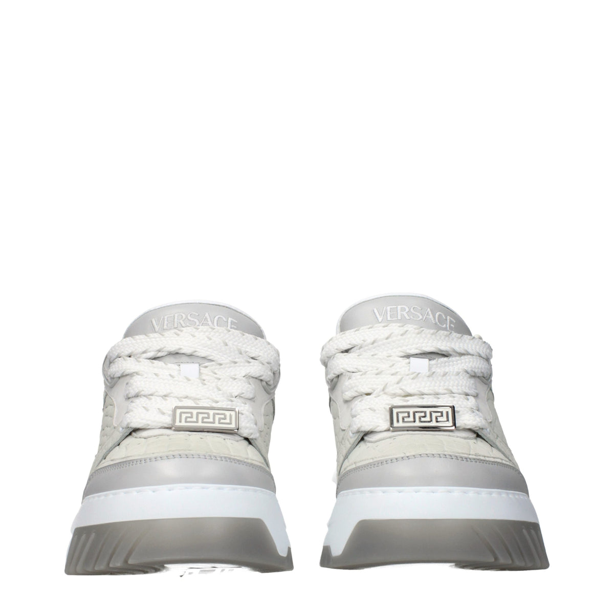 Baskets en cuir gris