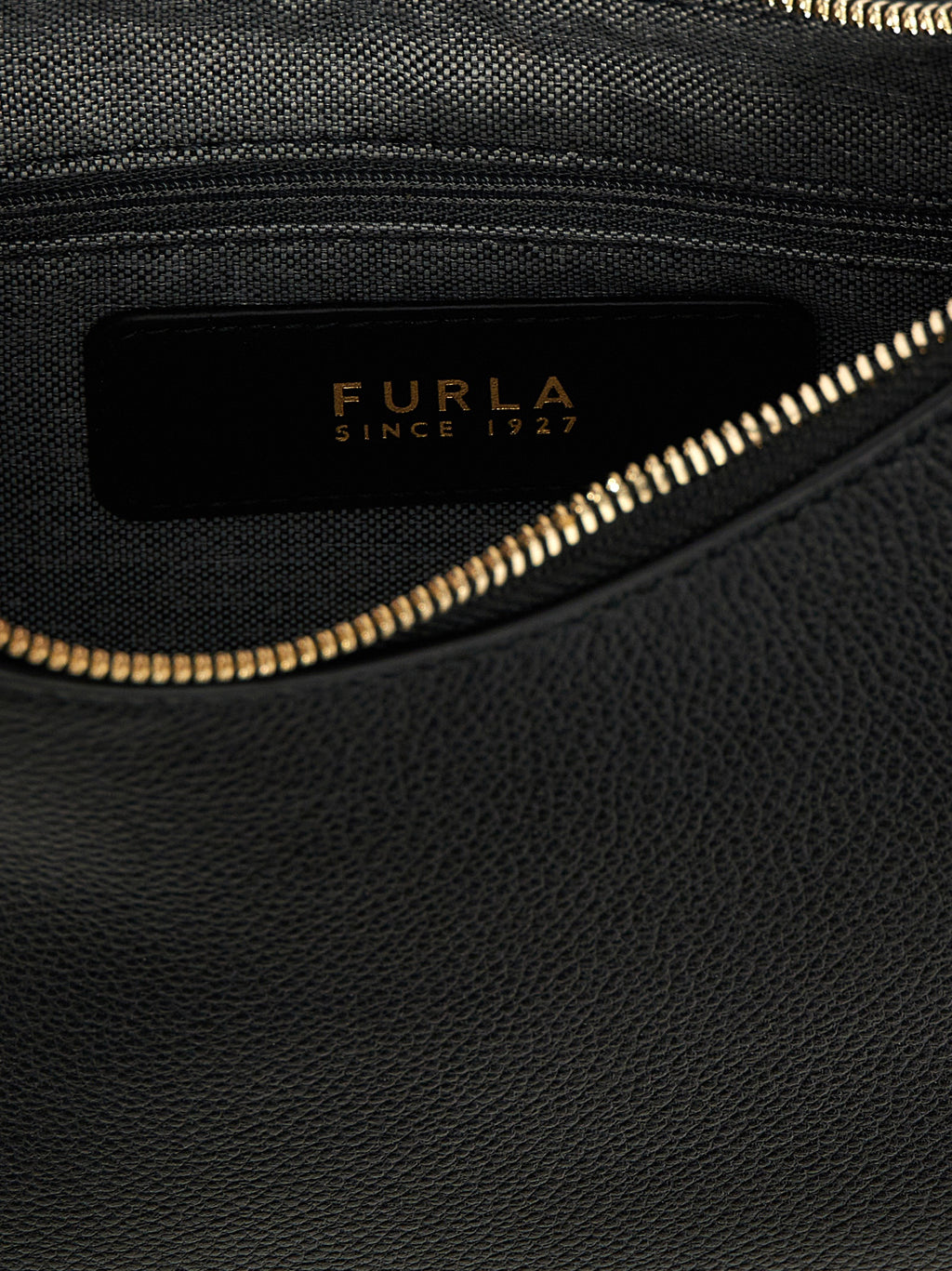Sac à bandoulière en cuir noir