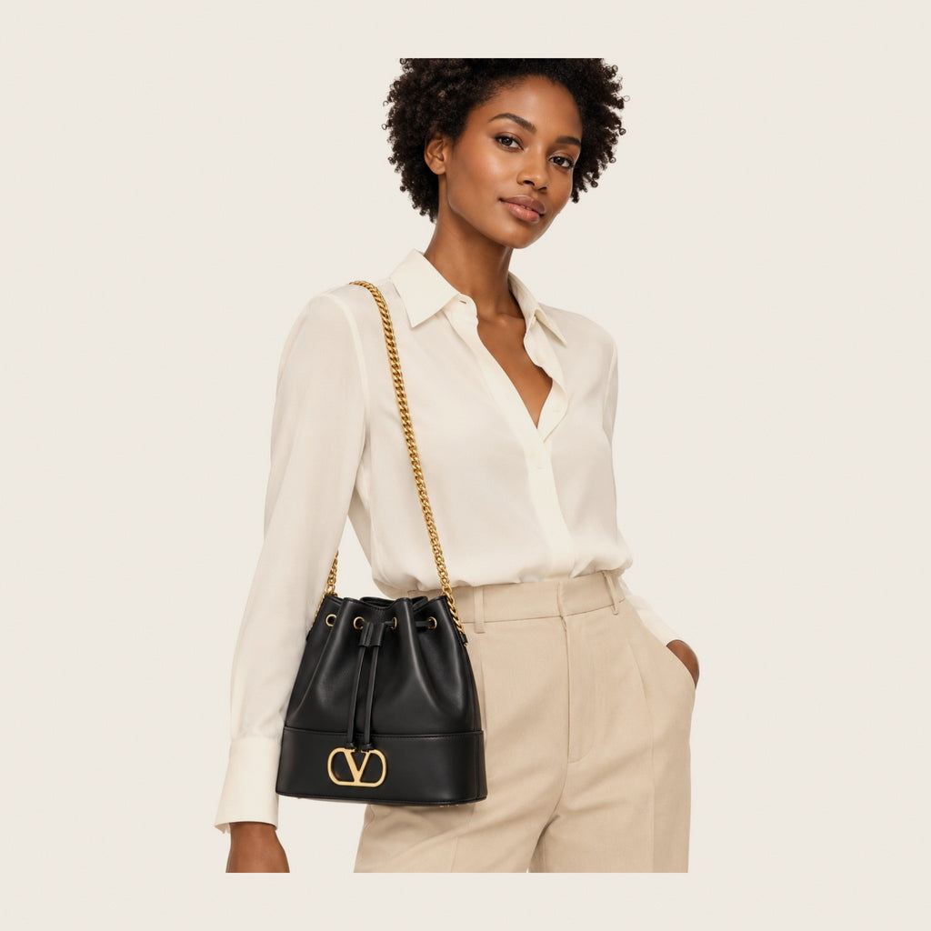 VLogo Bucket Bag – Black