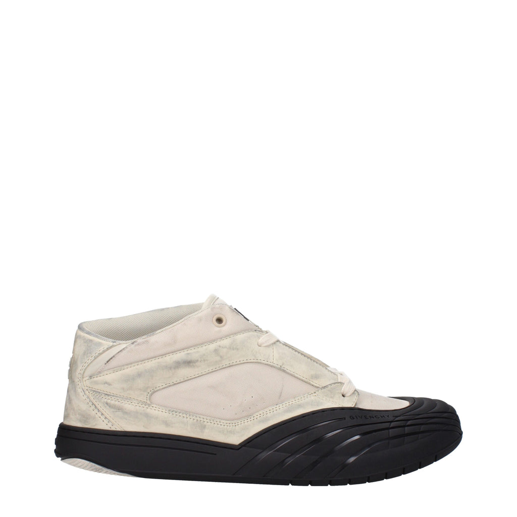Baskets beiges