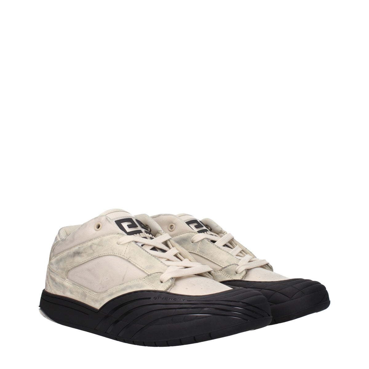 Baskets beiges