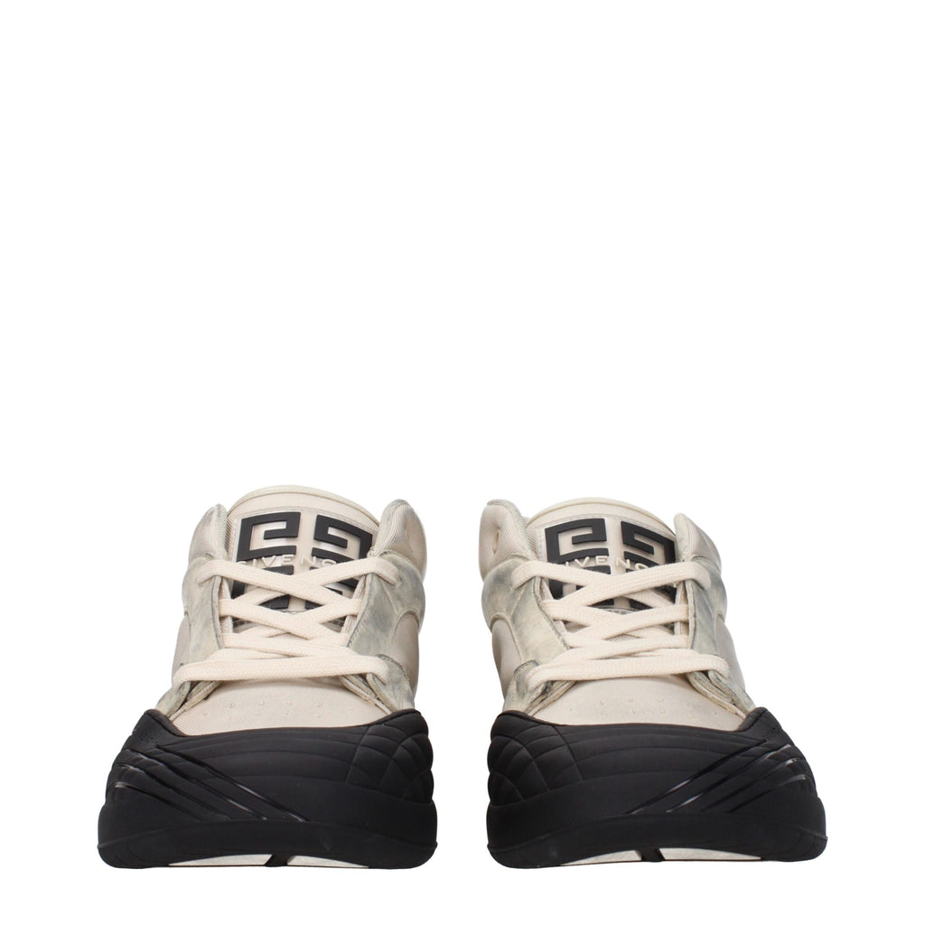 Baskets beiges
